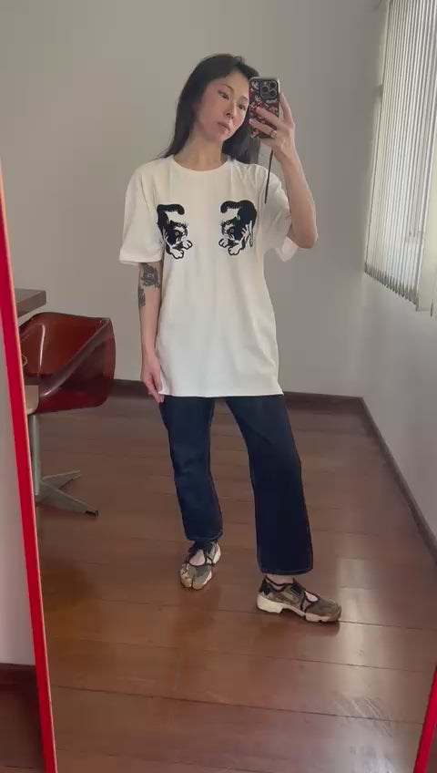 Camiseta Carinho + Fekiro©